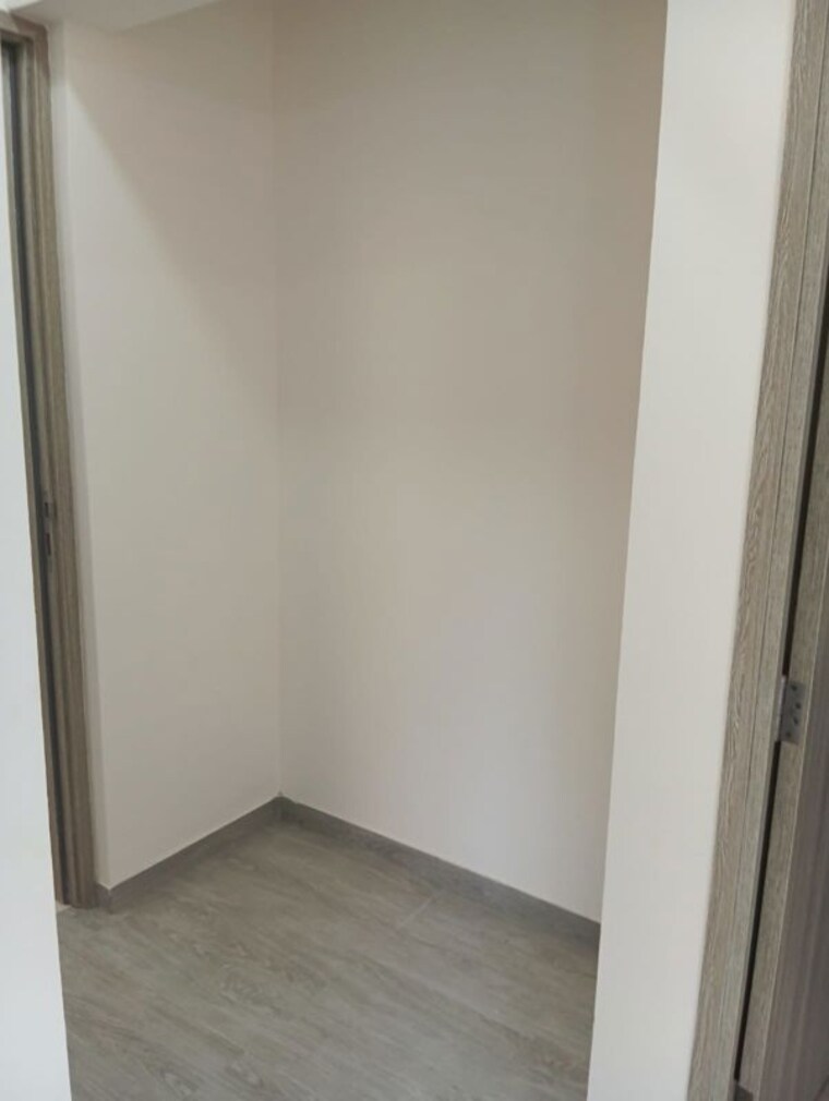 Room, rustomjee-cleon 1.5 Bedroom 540 Sq.Ft. Apartment In Bandra East Mumbai 10611316