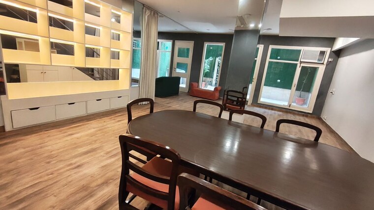 Gym, sushant lok i 1 Bedroom 215 Sq.Yd. Builder Floor In Sushant Lok I Gurgaon 10611323