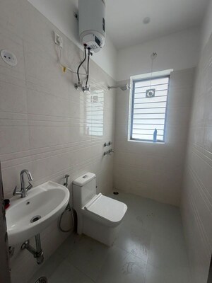 Bathroom in 2 BHK Builder Floor at Sector 38 – for Rent
