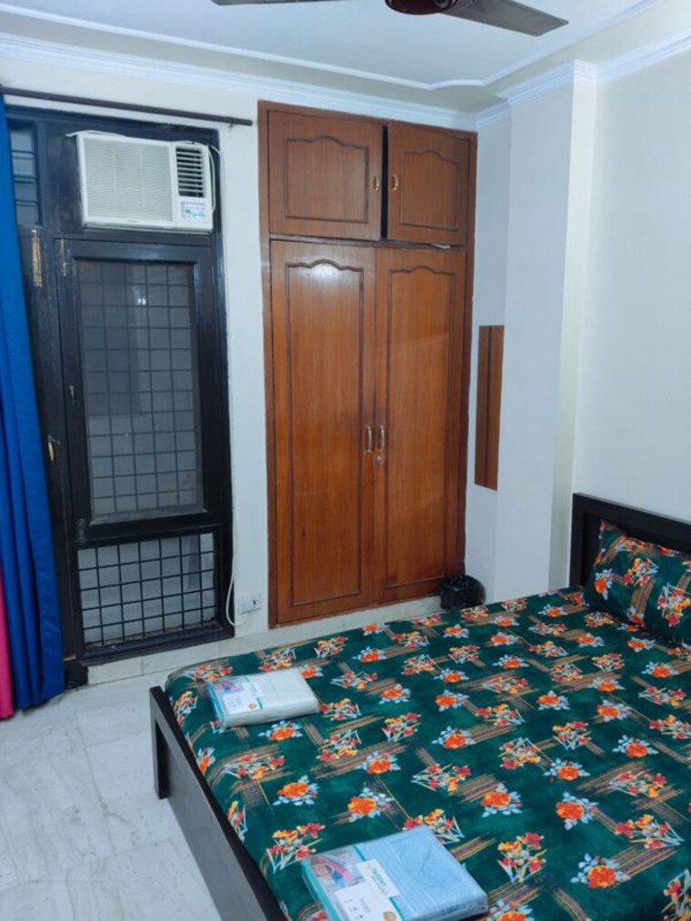 Bedroom, ansal-sushant-lok-i 3 Bedroom 215 Sq.Yd. Builder Floor In Sector 43 Gurgaon 10611332