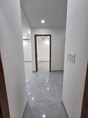Building Lobby in 4 BHK Builder Floor at Green Fields Colony – for Sale