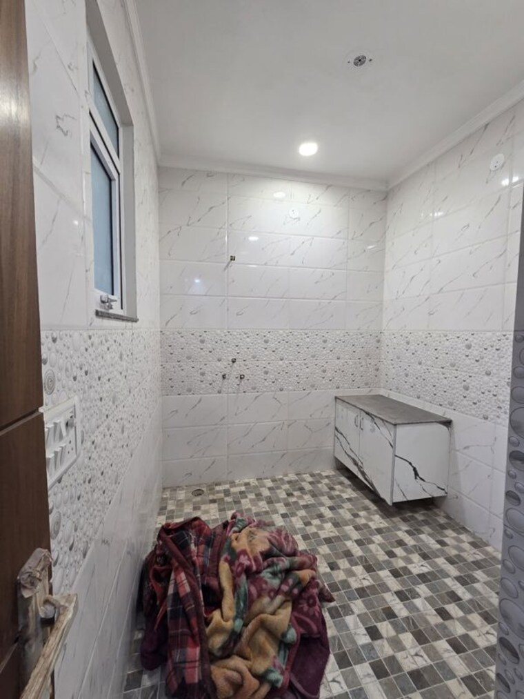 Kitchen, green fields colony 4 Bedroom 2250 Sq.Ft. Builder Floor In Green Fields Colony Faridabad 10611354