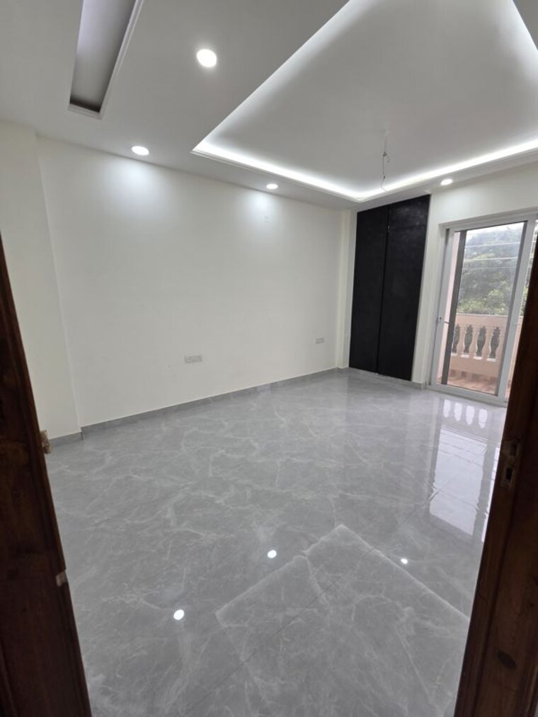 Room, green fields colony 4 Bedroom 2250 Sq.Ft. Builder Floor In Green Fields Colony Faridabad 10611354