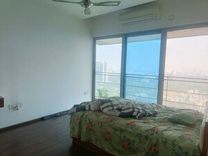 Bedroom in 2.5 BHK Apartment at Amanora Gateway Towers, Hadapsar – for Sale