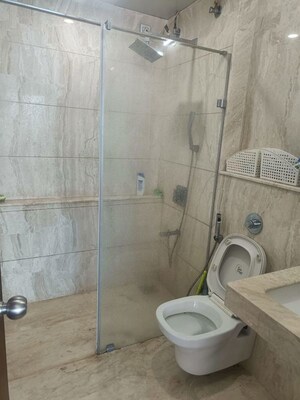 Bathroom in 2.5 BHK Apartment at Amanora Gateway Towers, Hadapsar – for Sale