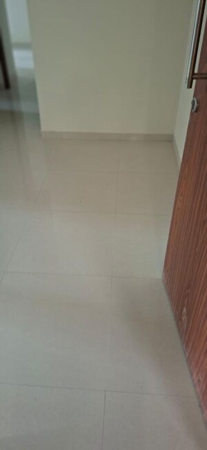 Room in 1 BHK Apartment at Kalpataru Srishti Namaah, Mira Road – for Sale