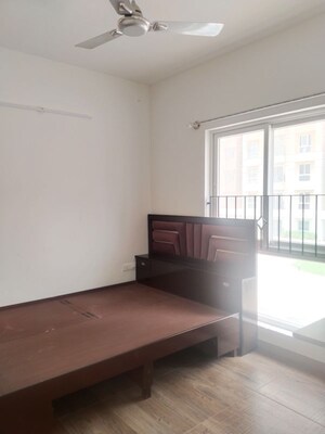 Room in 2 BHK Apartment at Brigade El Dorado, Bagaluru – for Rent