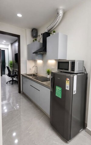 Kitchen in 2 BHK Builder Floor at Dlf City Phase 3 – for Rent