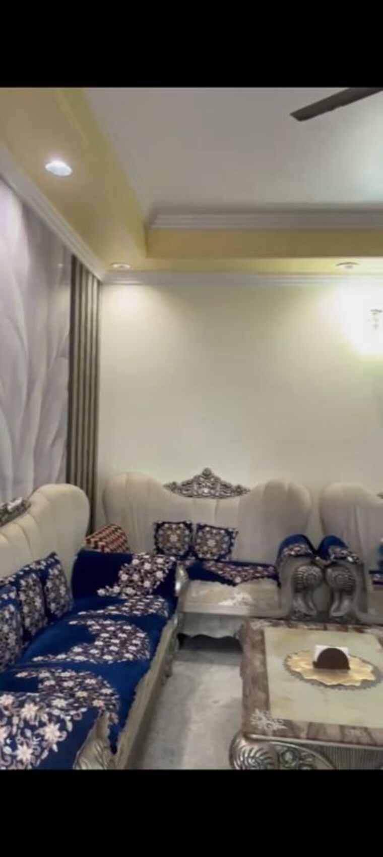 Living Room, nehru nagar iii 3 Bedroom 200 Sq.Yd. Builder Floor In Nehru Nagar Iii Ghaziabad 10611398