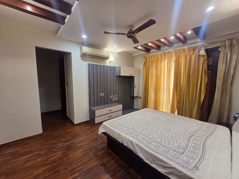 Bedroom, sector 10 6+ Bedroom 500 Sq.Yd. Independent House In Sector 10 Gurgaon 10611406