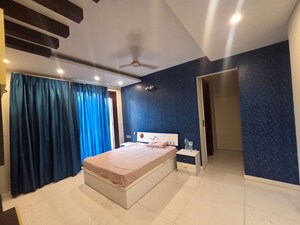 Living Room in 6+ BHK Independent House at Sector 10 – for Rent