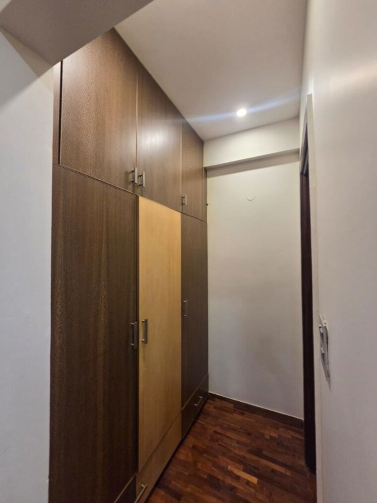undefined, sector 10 6+ Bedroom 500 Sq.Yd. Independent House In Sector 10 Gurgaon 10611406