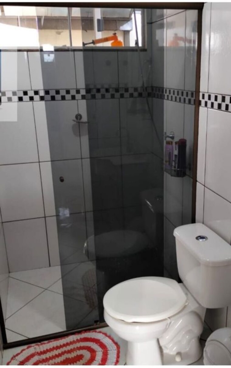Bathroom, vineet khand 6 Pg For Girls In Vineet Khand 6 10611407