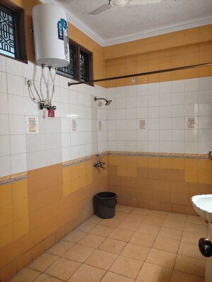 Bathroom in 3 BHK Builder Floor at Sector 40 – for Rent