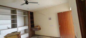 Room in 3 BHK Apartment at Aurobindo The Regent, Kondapur – for Rent