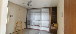 Room in 3 BHK Apartment at Aurobindo The Regent, Kondapur – for Rent