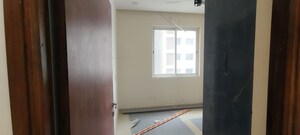 Room in 3 BHK Apartment at Aurobindo The Regent, Kondapur – for Rent