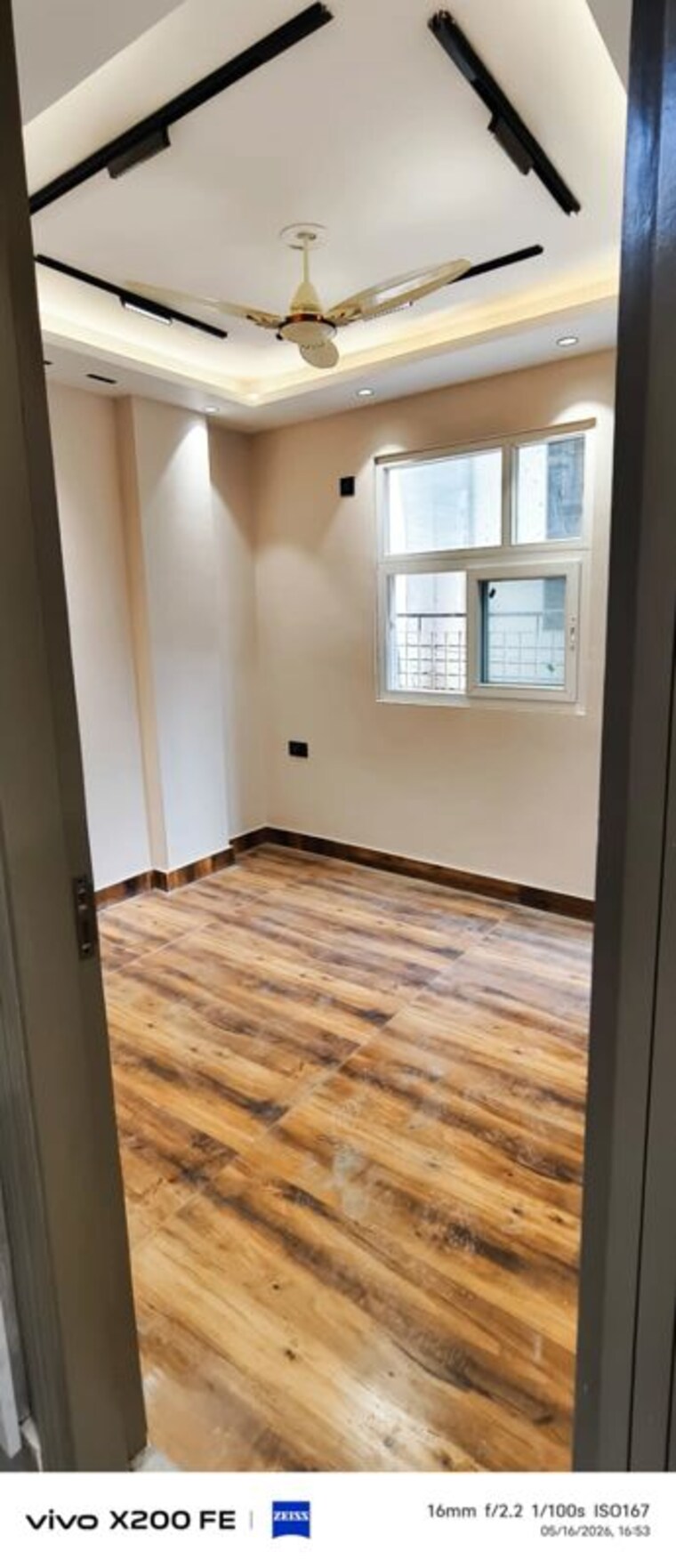 Room, dwarka mor 2 Bedroom 60 Sq.Yd. Builder Floor In Dwarka Mor Delhi 10611454