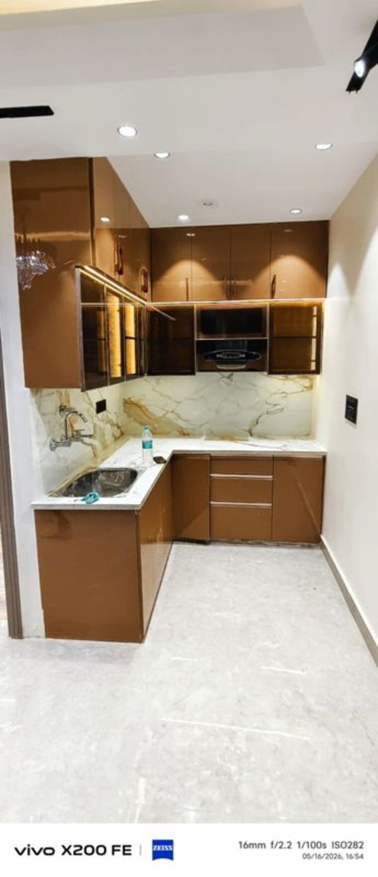 Kitchen, dwarka mor 2 Bedroom 60 Sq.Yd. Builder Floor In Dwarka Mor Delhi 10611454