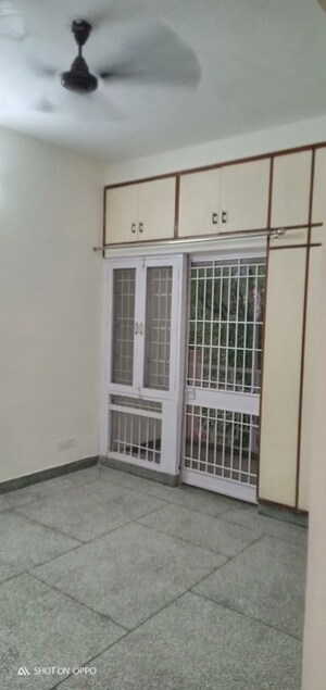 2 BHK Apartment For Rent in Vasant Kunj