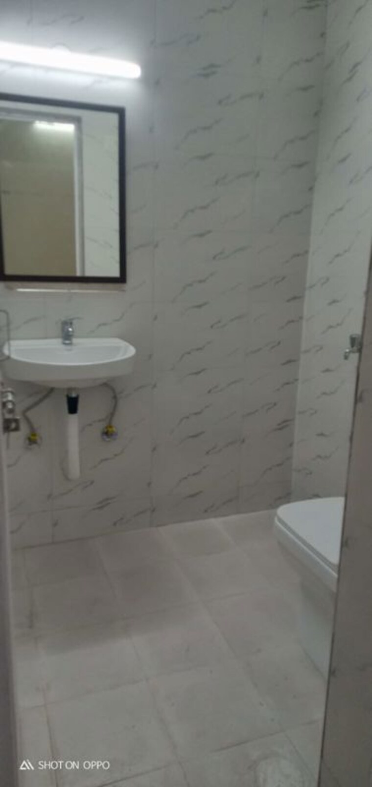Bathroom, vasant kunj 2 Bedroom 800 Sq.Ft. Apartment In Vasant Kunj Delhi 10611463