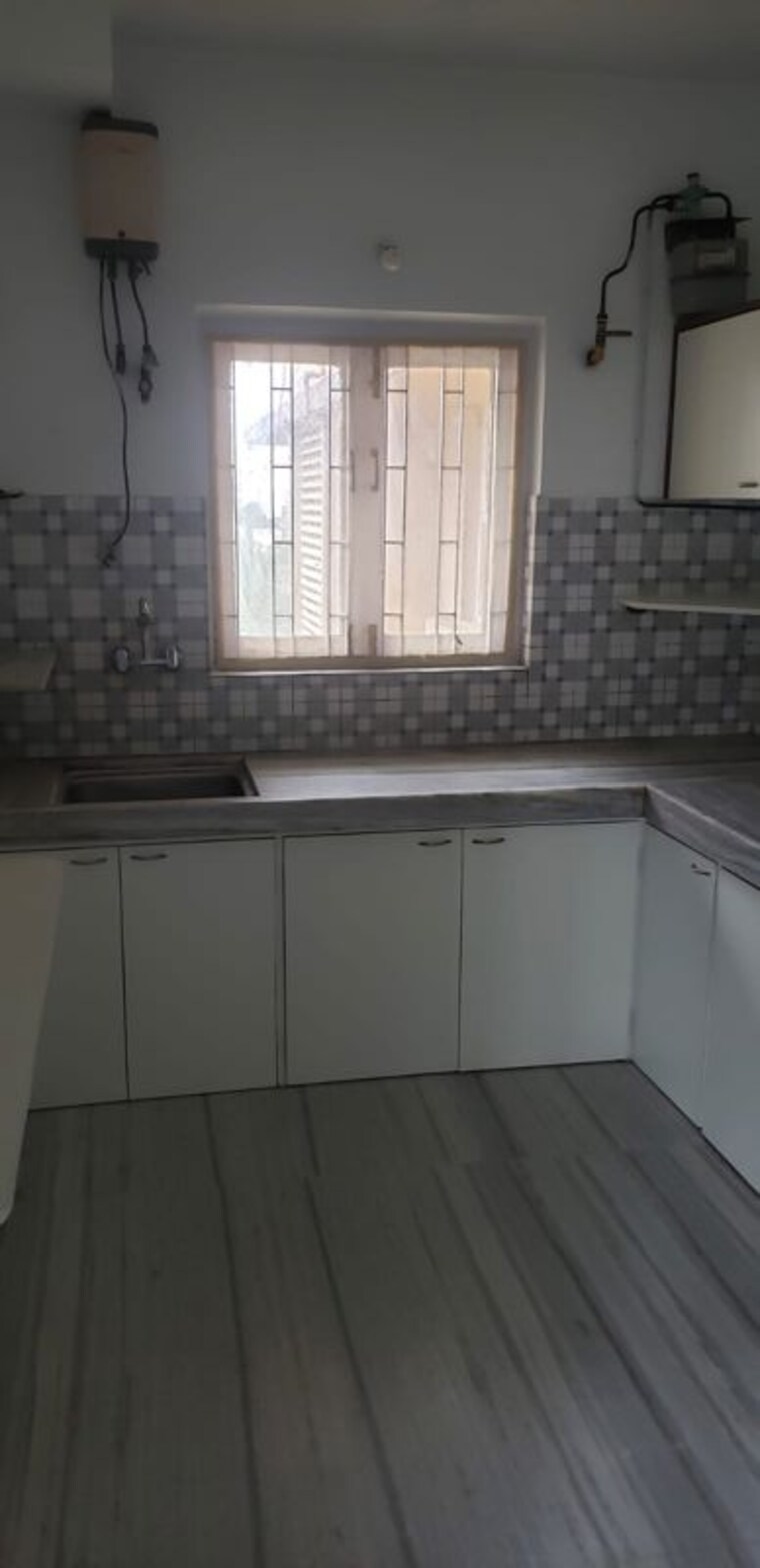 Kitchen, noopur-chs 2 Bedroom 835 Sq.Ft. Apartment In Vile Parle West Mumbai 10611457