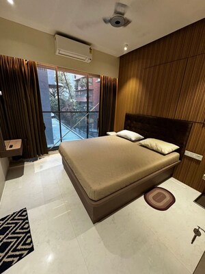 Team Area in 2 BHK Apartment at JMJ Nine Aces CHS, Khar West – for Rent