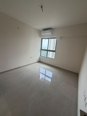 Room in 1 BHK Apartment at Piramal Vaikunth Cluster 2, Balkum Pada – for Rent