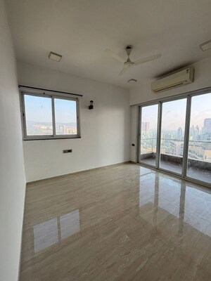 Room in 2 BHK Apartment at Omkar Alta Monte, Malad East – for Rent