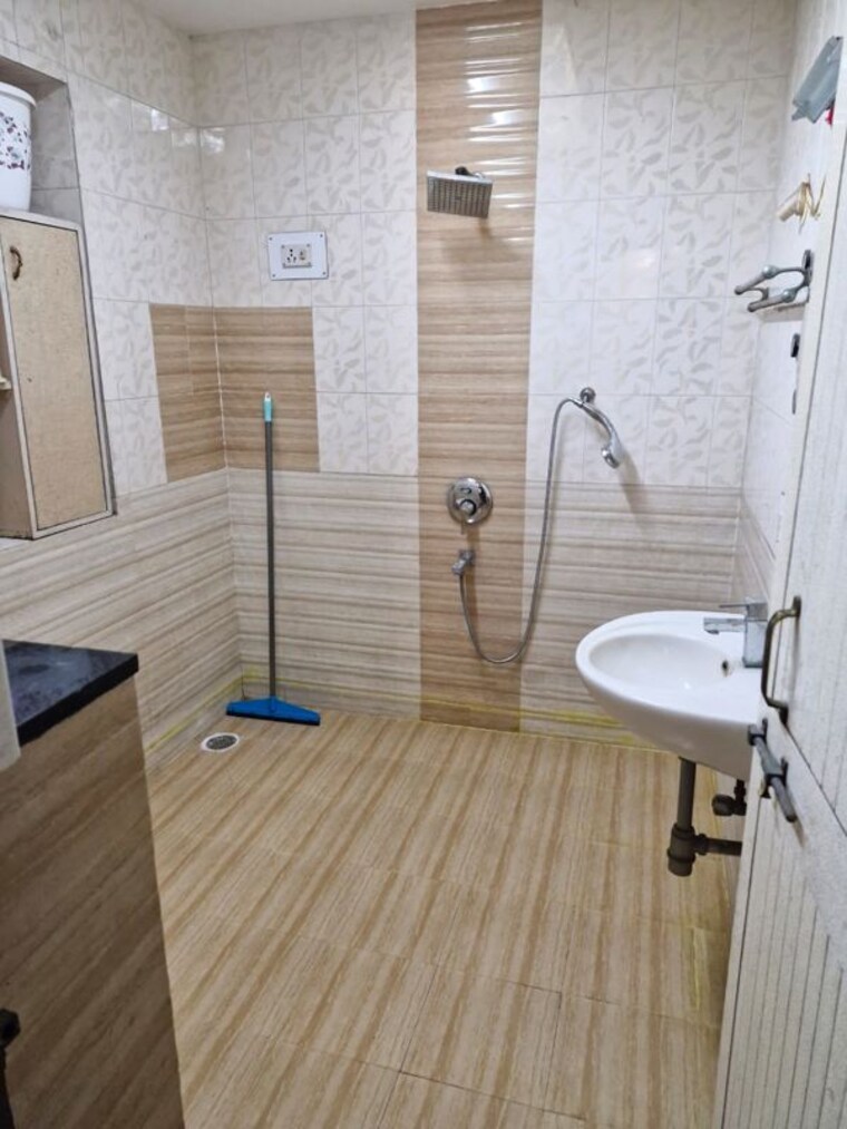 Bathroom, kundan-profit-bay-bt-kawade-road Commercial Co Working Space 1650 Sq.Ft. In Bt Kawade Road Pune 10611556