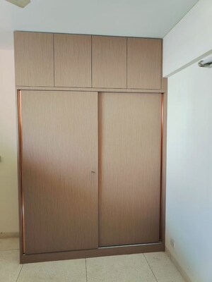 Room in 4 BHK Builder Floor at Sector 57 – for Rent