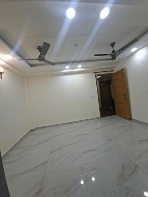 2 BHK Builder Floor For Rent in Chattarpur