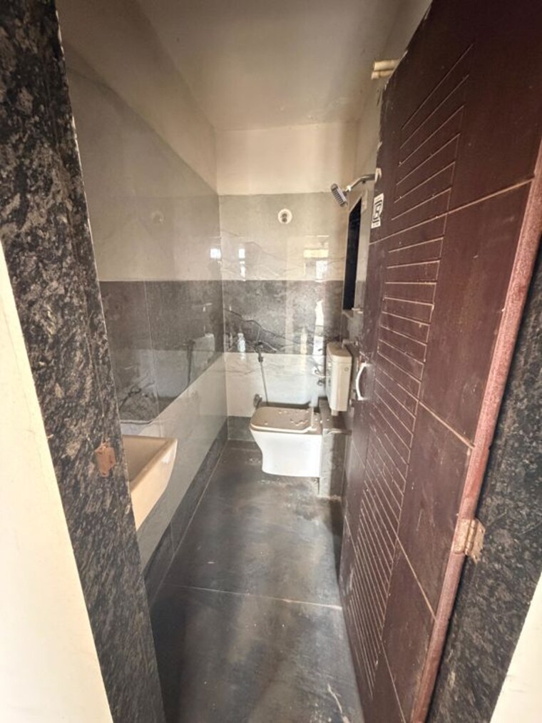 Bathroom, dreamz-the-classique 1 Bedroom 550 Sq.Ft. Apartment In Dombivli East Thane 10611589
