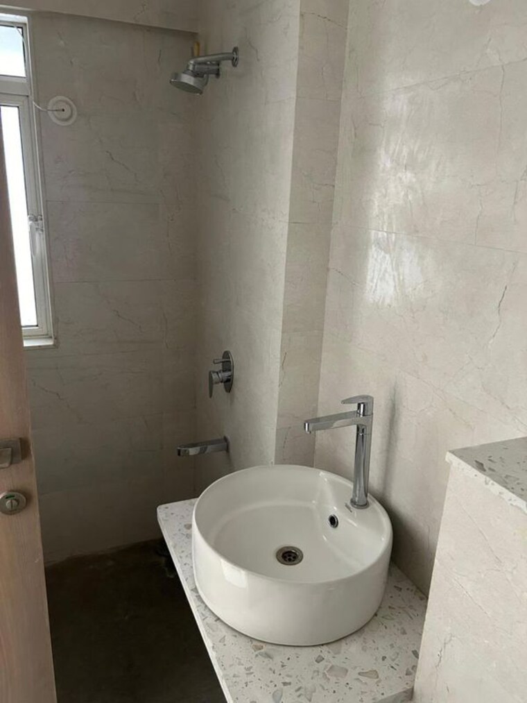 Bathroom, sugee-atharva 2 Bedroom 850 Sq.Ft. Apartment In Prabhadevi Mumbai 10611601