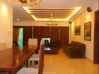 2 BHK + Store Room Apartment For Rent in Park Heights in Khar West, Mumbai