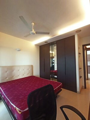 Living Room in 2 BHK Apartment at Park Heights, Khar West – for Rent