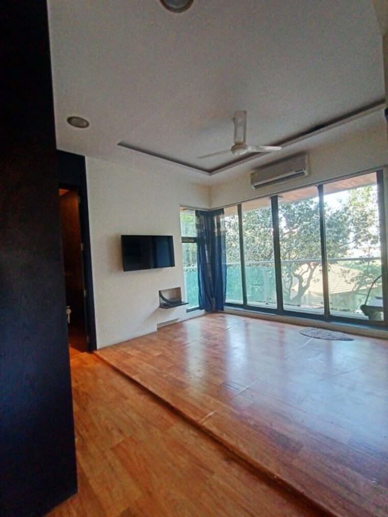Room, park-heights 2 Bedroom 1200 Sq.Ft. Apartment In Khar West Mumbai 10611509