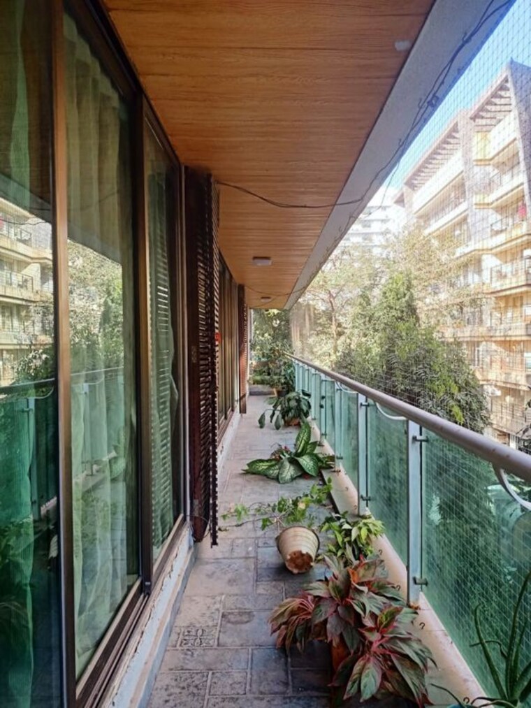 Balcony, park-heights 2 Bedroom 1200 Sq.Ft. Apartment In Khar West Mumbai 10611509