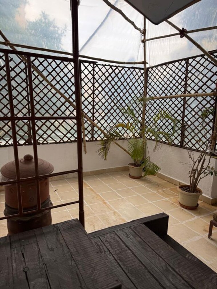 Balcony, bandra west 2.5 Bedroom 1600 Sq.Ft. Apartment In Bandra West Mumbai 10609190