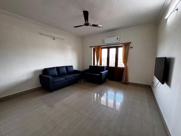 Living Room, caranzalem 3 Bedroom 1500 Sq.Ft. Apartment In Caranzalem Goa 10611620