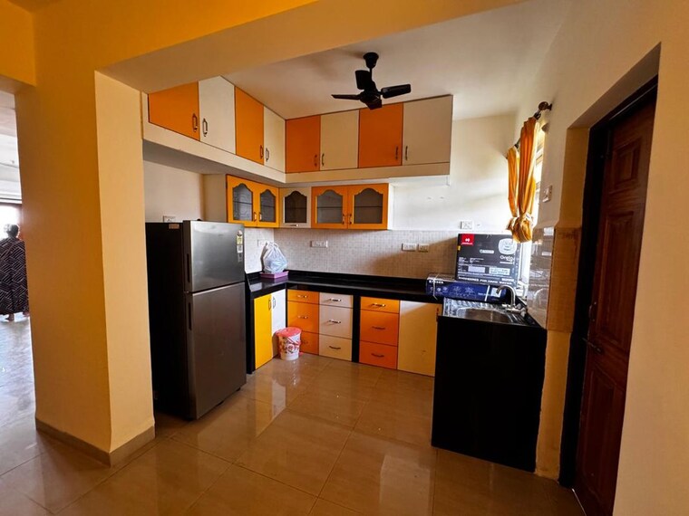 Kitchen, caranzalem 3 Bedroom 1500 Sq.Ft. Apartment In Caranzalem Goa 10611620