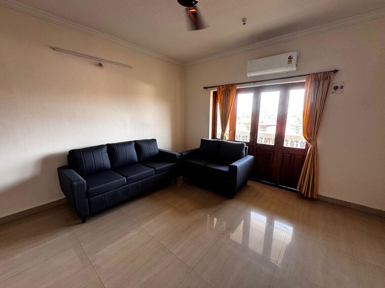 Living Room, caranzalem 3 Bedroom 1500 Sq.Ft. Apartment In Caranzalem Goa 10611620