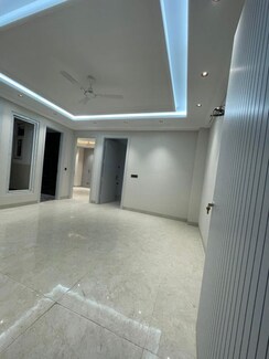 2 BHK Builder Floor For Rent in Chattarpur