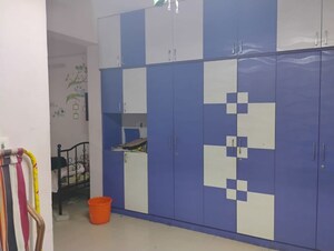 Room in 3 BHK Apartment at Amarprakash Temple Waves, Chromepet – for Rent