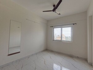 Room in 3 BHK Builder Floor at Hal Layout – for Rent