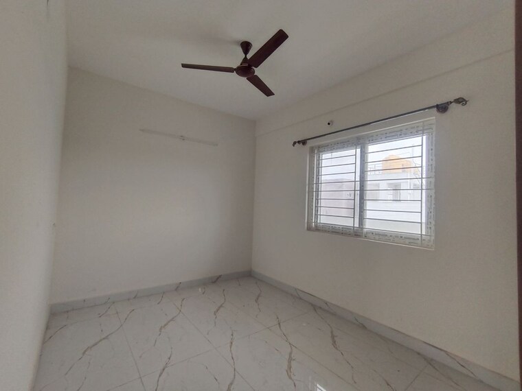 Room, hal layout 3 Bedroom 2100 Sq.Ft. Builder Floor In Hal Layout Bangalore 10611615