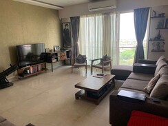 2 BHK Apartment For Rent in Mantri Sujata Apartment