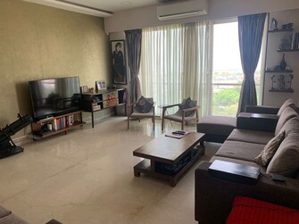 2 BHK Apartment For Rent in Mantri Sujata Apartment in Santacruz West, Mumbai