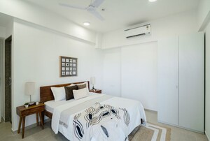 2 BHK Apartment For Rent in Swapnapurti	Apartment Bandra, Bandra East
