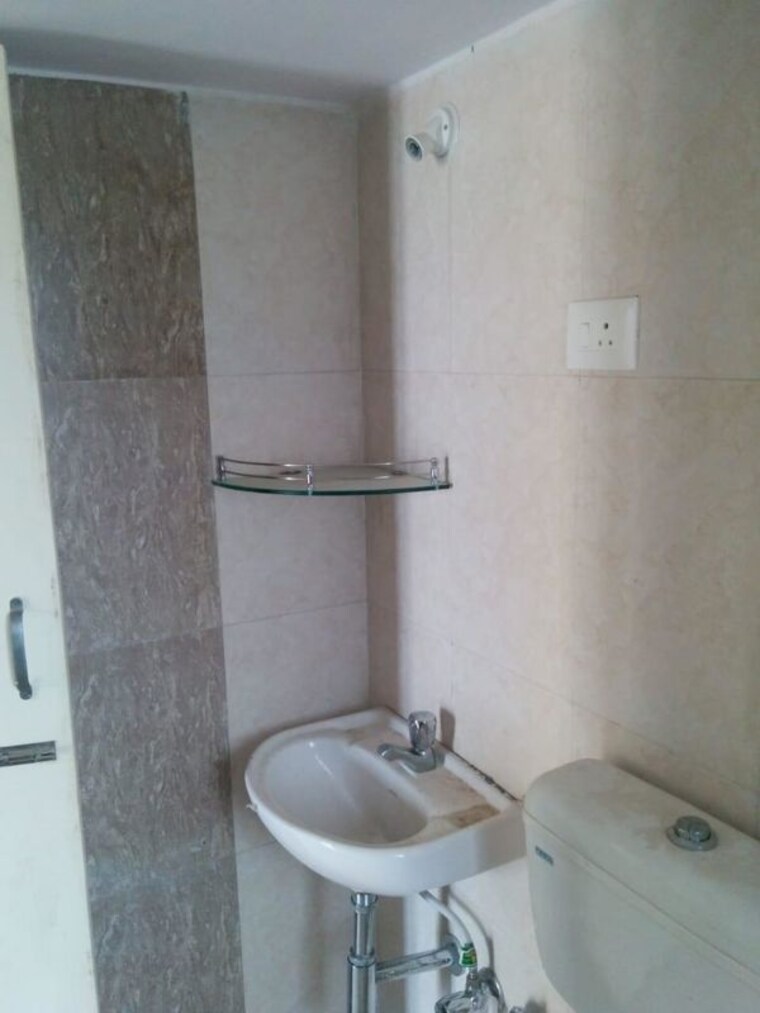 Bathroom, hubtown-gardenia 1.5 Bedroom 1050 Sq.Ft. Apartment In Mira Road Thane 10611650
